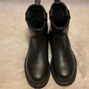 Dr. Marten Anistone Lo Unisex Edgy Grunge Black Moto Combat Boots Size 7 NWOT
